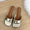 Fashion 2025 New Designer Gold/silver Slippers Women Flat Sandalias Mujer Outdoor Slides Summer Shoes Woman Flip Flops Silver Pantuflas