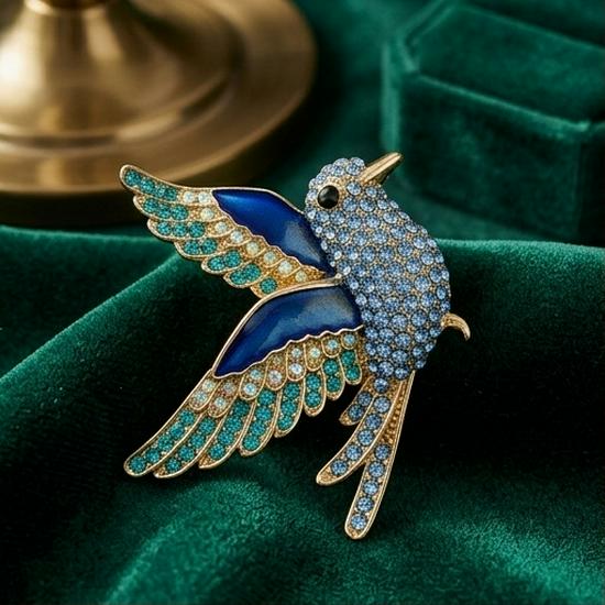 High-End Rhinestone Bird Brooch for Women - Elegant Metal Pin for Suits & Sweaters