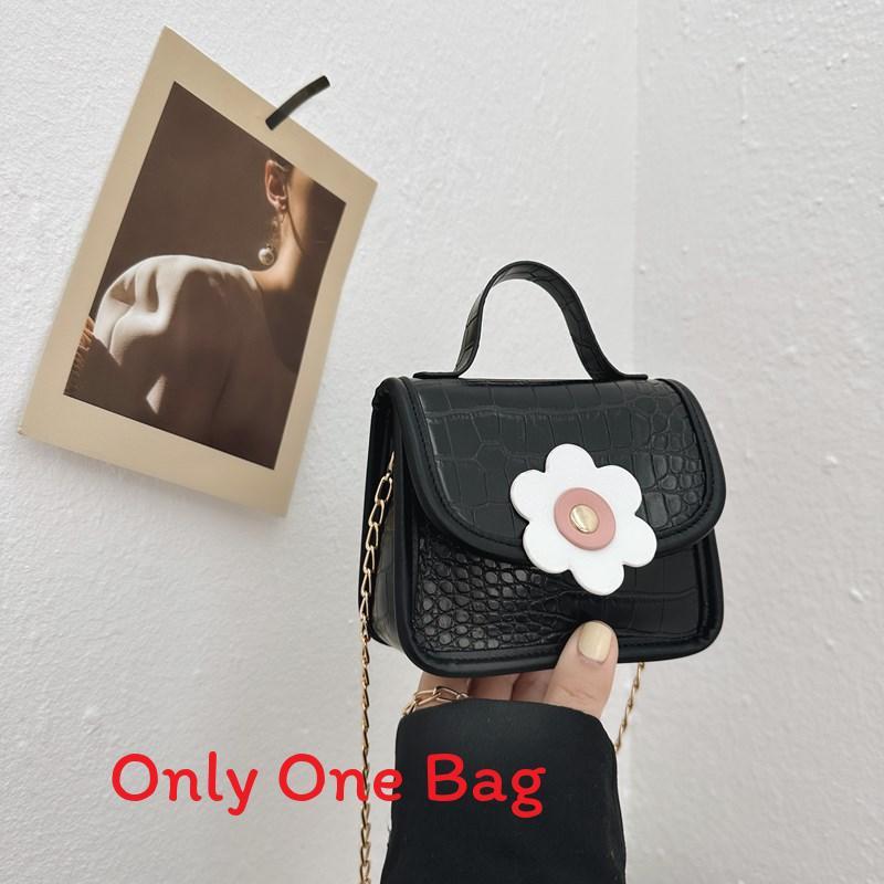 Pu Material Breathable Girls Boys Fashion Chain Crossbody Bag For Daily Use