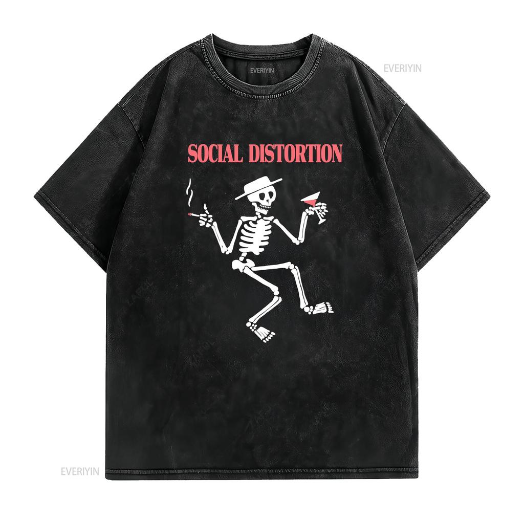 Vintage Social Distortion Skeleton Giant T Shirt Size Medium Rock Band s vintage Washed Top For Everyday Wear Stylish