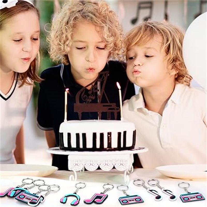 Набор брелоков в виде музыкальных нот, 20 штук, с 20 брелоками, 20 бирками «Спасибо» и 20 подарочными пакетами для караоке, дня рождения, рождественской вечеринки