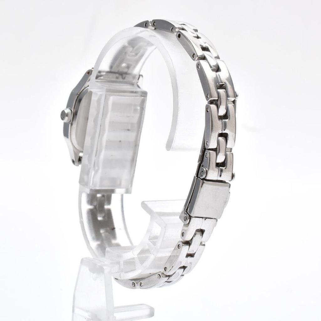 Б/у Операция RADO Женские часы Квадратные Серебристый циферблат Кварцевые