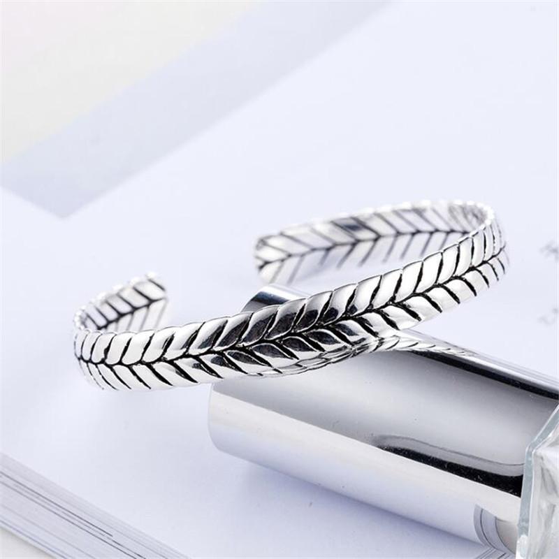 New Snake Grain Creative Braided Bracelets 925 Sterling Silver Jewelry Personality Leaf Exquisite Popular Bangles Sl078