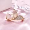 Pearl Fishtail Brooch Cute Japanese Women Summer Anti-Light Buckle Pin Exquisite Brooch Niche Collar Pin Suit Decoration