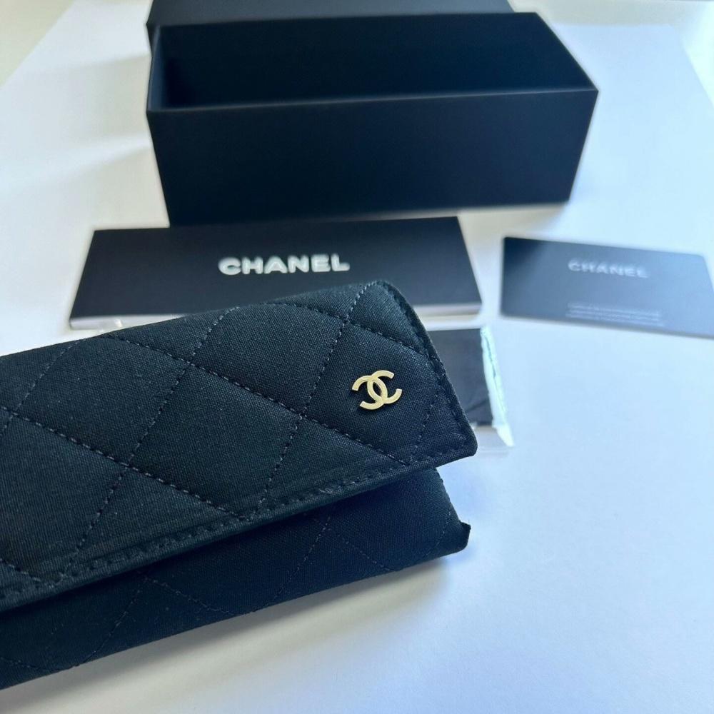 Chanel Черный Стеганый Тканевый Футляр для Очков