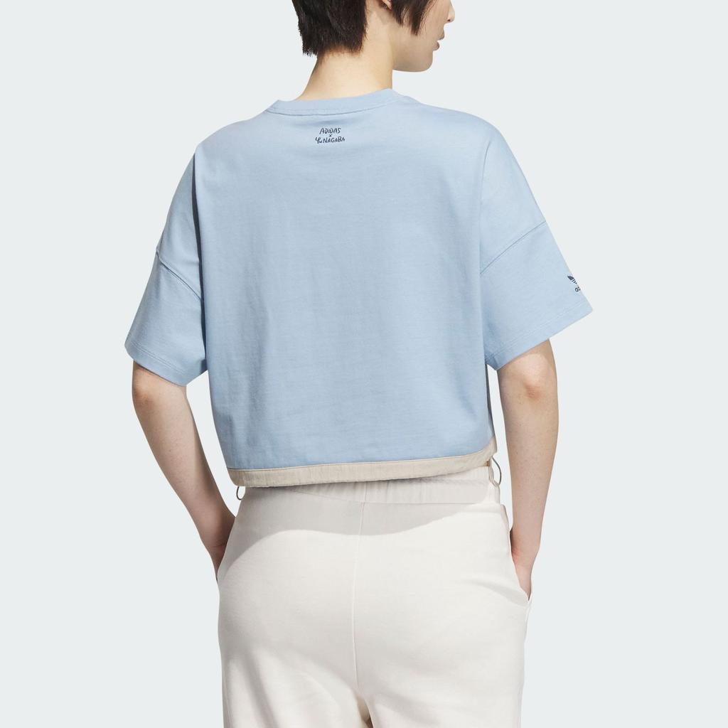 Adidas Originals X Chang Cangxiong Capsule SS23 Collection, укороченная футболка с круглым вырезом и принтом, нарисованным вручную, с круглым вырезом, женские топы, синий IS0651
