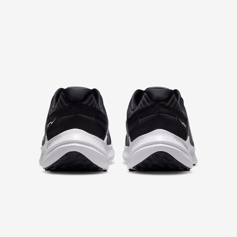 Nike Женские беговые кроссовки Quest 5