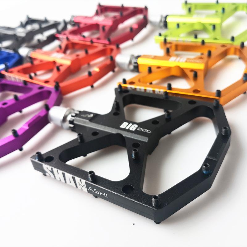Big dog pedals mountain bike 3 bearing bicycle bearing wide anti-slip pedals comfortable pedals