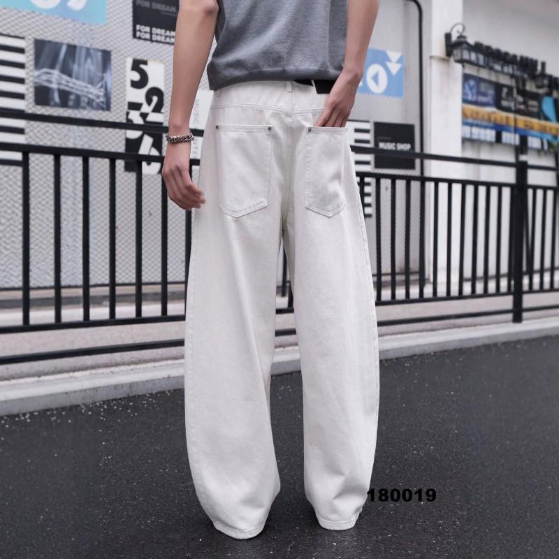 White High-Waisted Wide-Leg Denim Pants Loose Straight Cut Unisex Casual Jeans Daily Wear