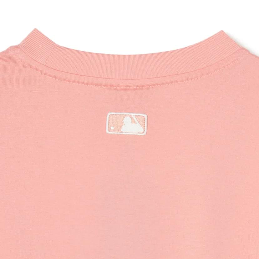 MLB New York Yankees SS24 Футболка унисекс с принтом маленького логотипа, круглым вырезом, коротким рукавом, кораллово-розовая 3ATSB0243-07COL