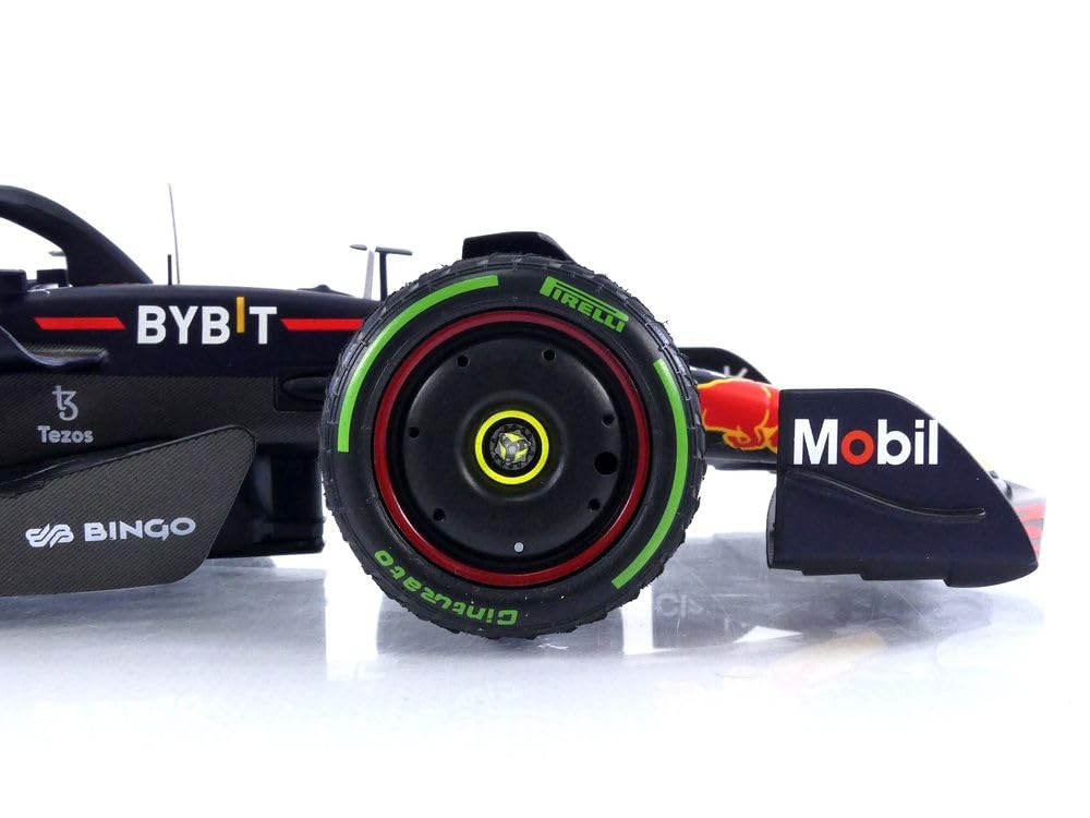 Minichamps Oracle Red Bull Racing Гран-при Японии RB18#11 2022-118