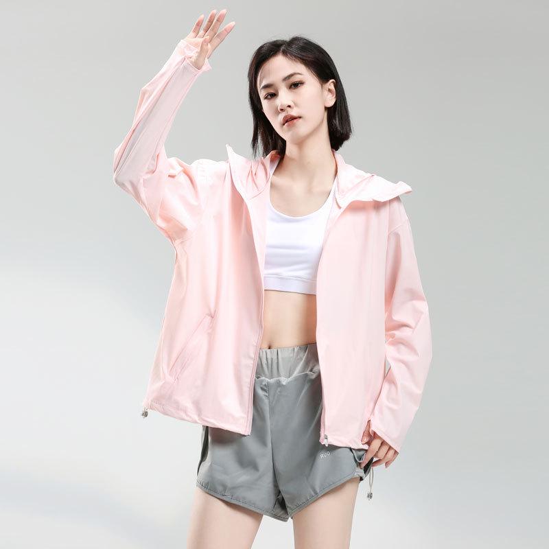 Женская спортивная куртка из ледяного шелка с защитой от УФ-лучей - Эластичная, с капюшоном, дышащая ветровка для занятий спортом на открытом воздухе