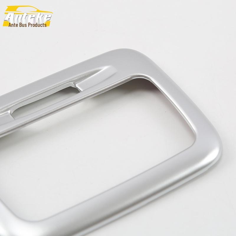 Outlander Rear and Third Row Reading Light Decorative Frame Accessories