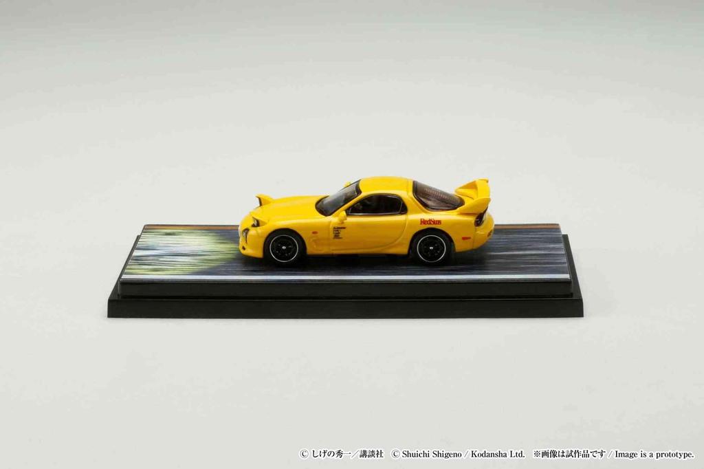 Масштаб HJ64 Mazda RED SUNS Initial D с фигурками водителей Такуми Фудзивары и Кэйсукэ Такахаси 1/64 RX-7 (ФД3С) / (Готовый продукт)