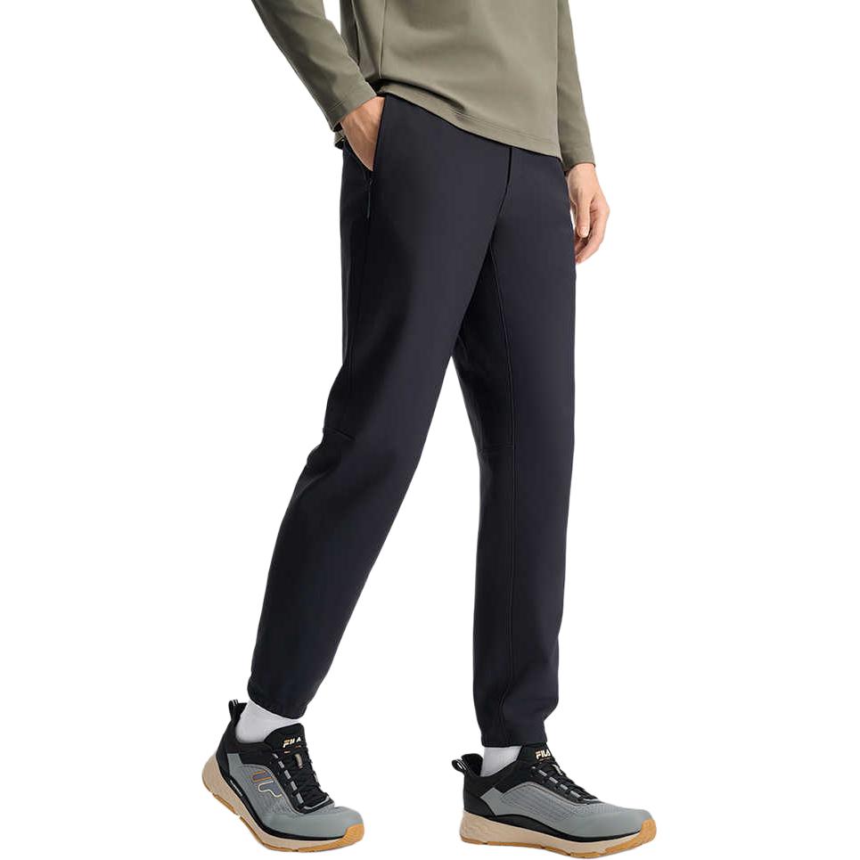 Fila Повседневные универсальные зауженные трикотажные спортивные брюки мужские брюки глубокого черного цвета A11M511603FBK