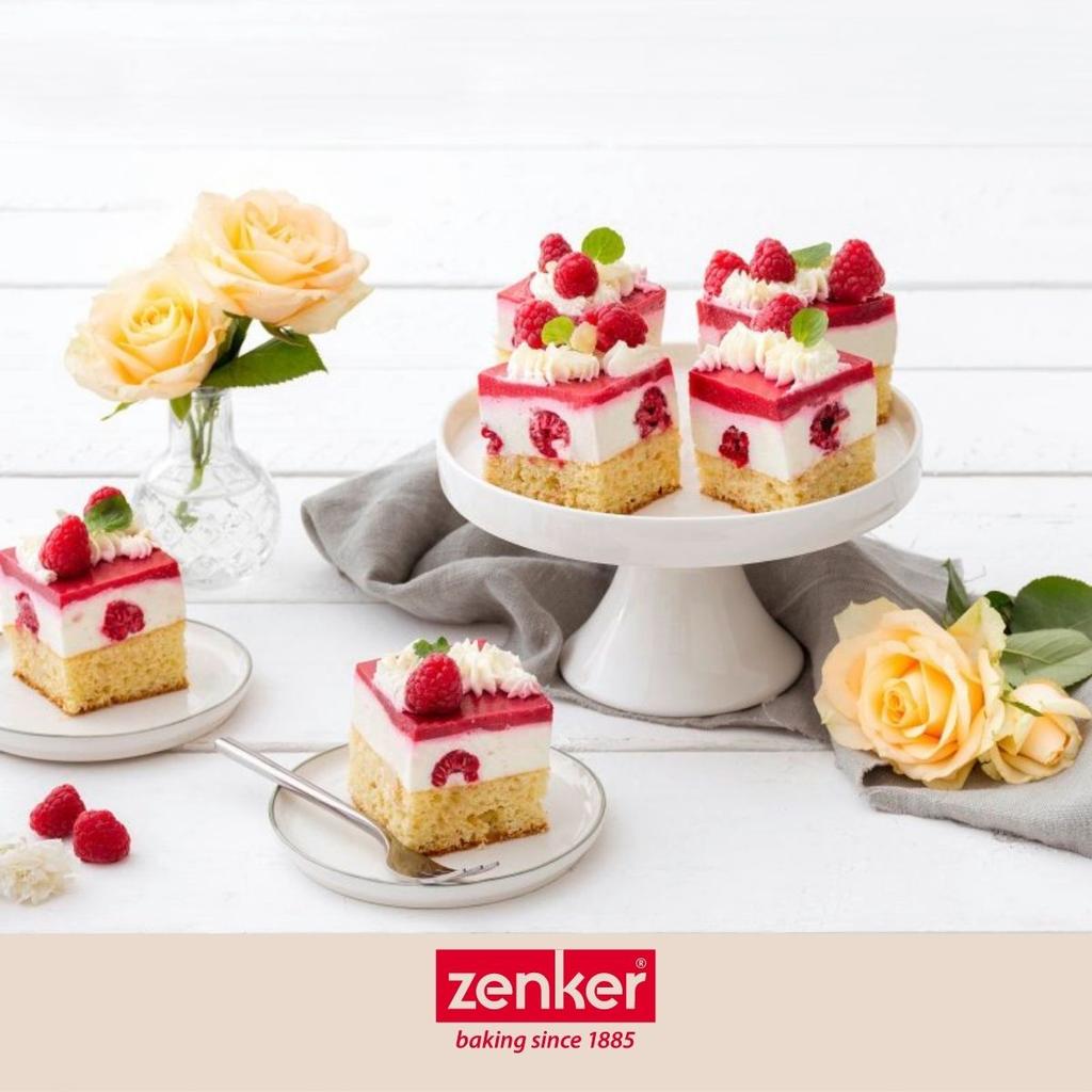 Rectangular Springform Pan In Enamelled Steel 42 X 29 Cm and Its Zenker Deluxe Spatula Ref. 7022