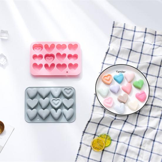 Форма для торта 12-гнездная, жаропрочная, антипригарная, хорошая прочность, быстро извлекается из формы, 6 сердец