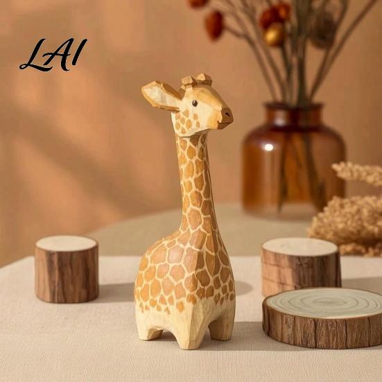 Natural Style Animal Ornaments Wooden Giraffe Figurine Cute Cartoon Ornament Minimalist Hand Carved Sculptures Statue Hand-Painted Decor