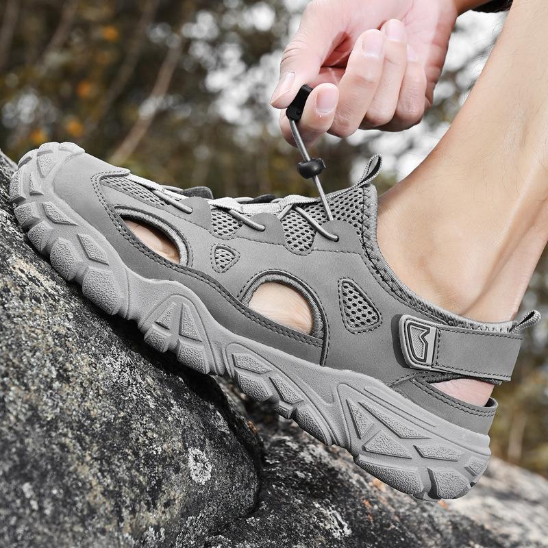 Men's Shoes Summer Breathable Thin Mesh Hollow Mesh Sports Leisure Running Mountaineering Wading Stream Light Mesh Shoes