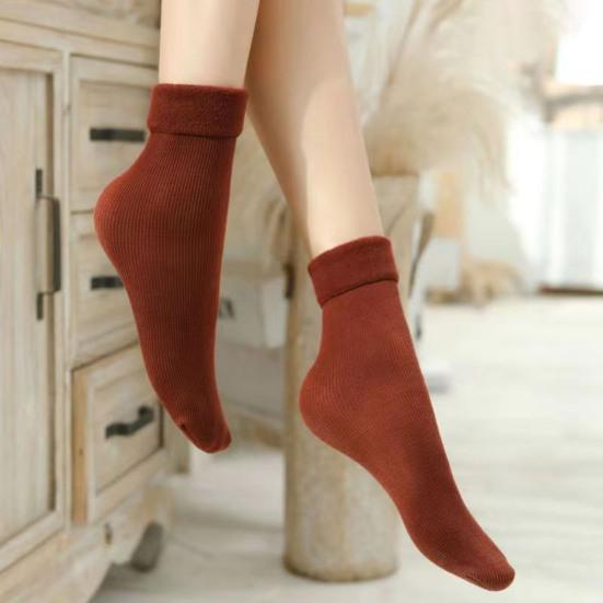 1 пара женских зимних носков средней длины, толстые плюшевые носки в японском стиле, эластичные, нескользящие, термоноски с защитой от запаха, очень свободные, до щиколоток, без разводов