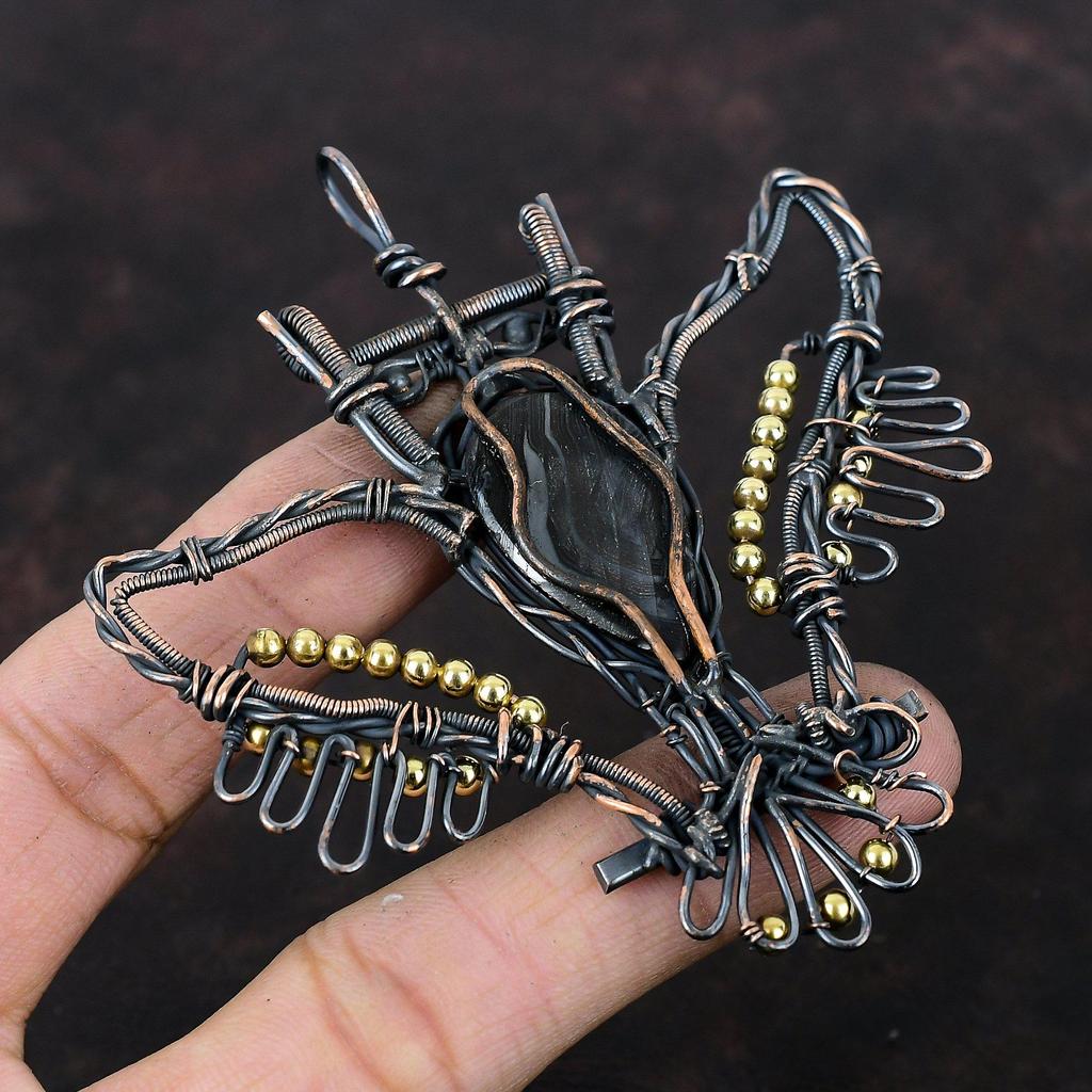 Кулон из псилломелана Медная обмотка Камень в оплетке из проволоки Ручная работа Медные украшения Очень красивый кулон в виде совы Украшения с проволочной обмоткой Подарок для женщин