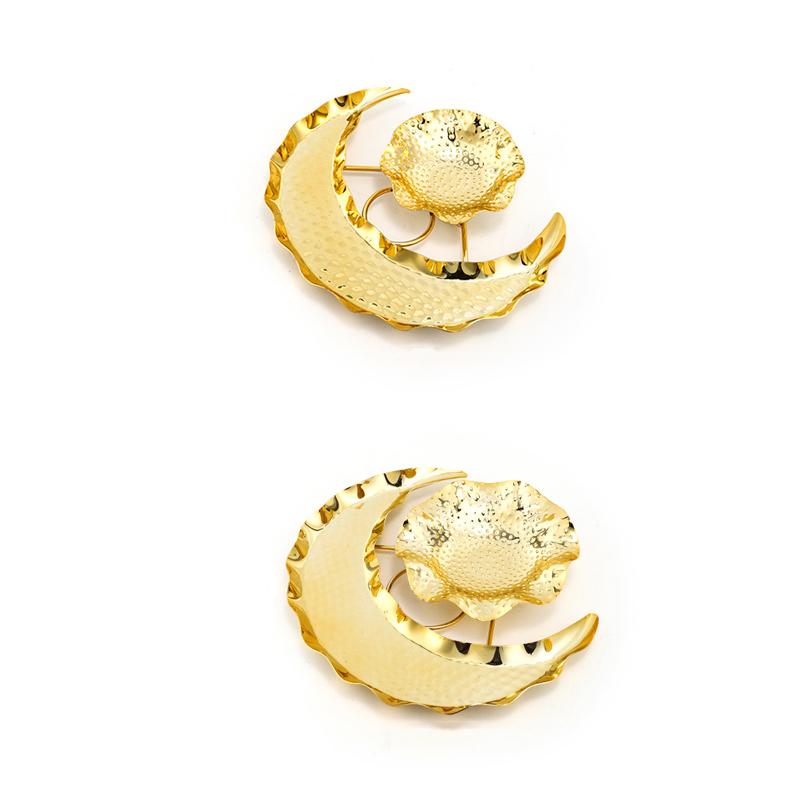 Gold Snack Plate Creative Crafts Display Moon Design Decorative Metal Pallet Handmade Storage Tray Fruit Cake Festival Supplies