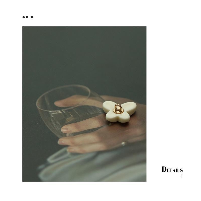 Xiaoxiang Простой стиль Пуговица-четырехлистный клевер Пуговица-бабочка для костюма Декоративные пуговицы Твидовый пиджак Пальтовая пуговица Женская