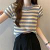 Ayollar uchun yozda nish va slim fit uslubidagi yo'l-yo'l trikotaj qisqa yengli futbolka. Koreyscha Shiq Shiq Shiq Qisqa Top