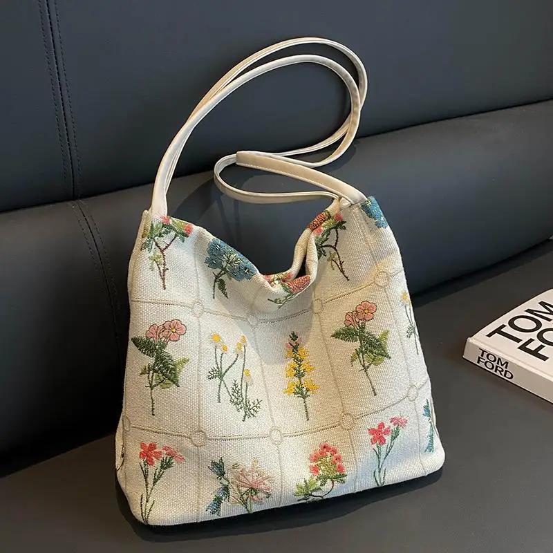 Large-capacity Embroidered Tote Bag Women Summer Trendy Cloth Bag Niche Embroidery Shoulder Bag Texture Bucket Bags Canvas Bags CLE