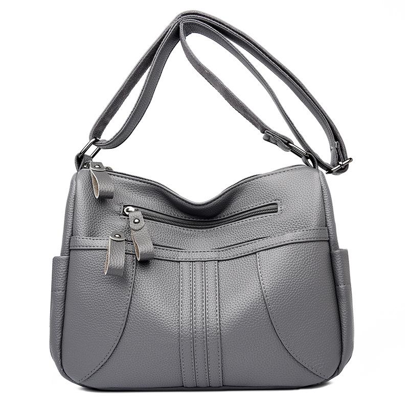 Middle-aged mother flip bag woman 2025 autumn and winter new fashion messenger bag soft leather simple large capacity shoulder bag