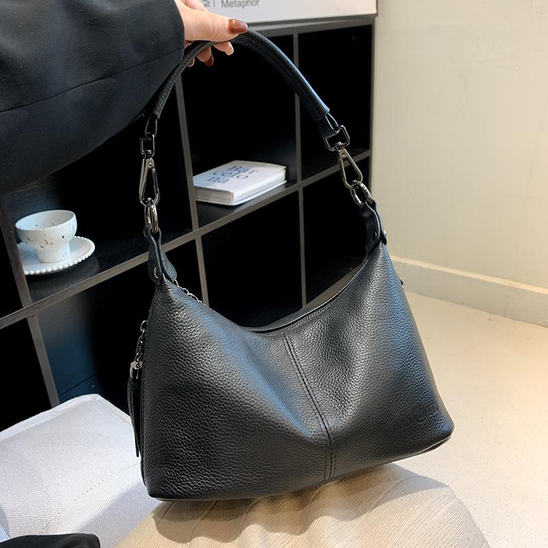 Винтажная однотонная женская сумка через плечо из натуральной кожи с кисточками из коровьей кожи