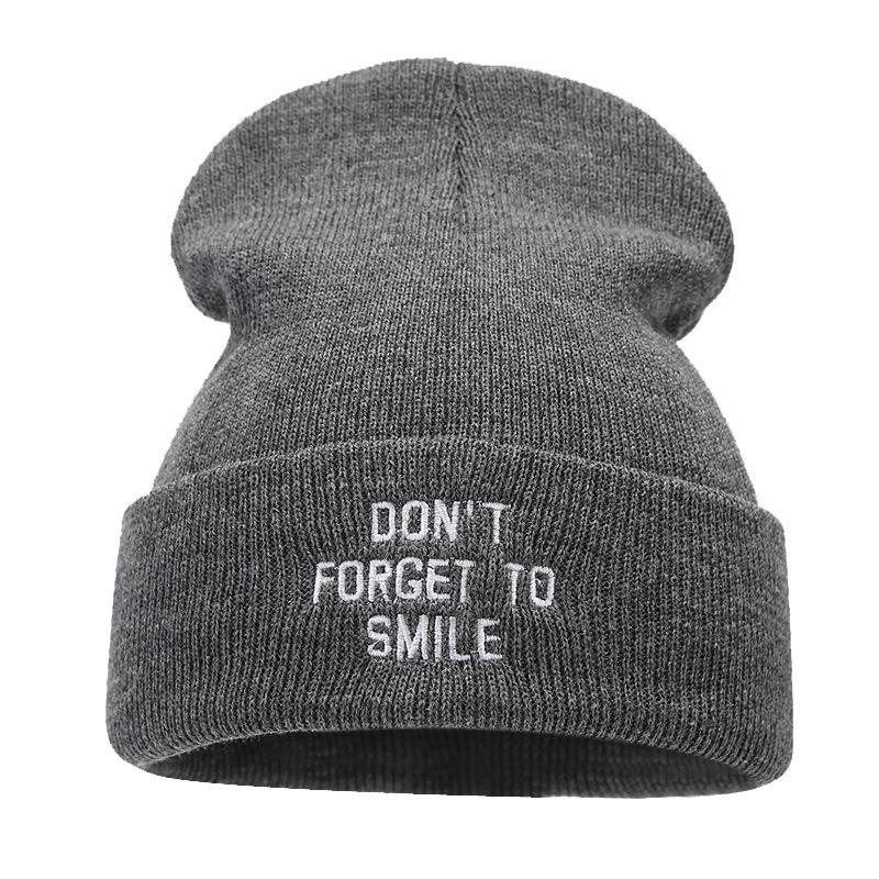 Autumn and winter new personalized letter embroidery knitted hat outdoor warm wool hat niche casual cold hat tide