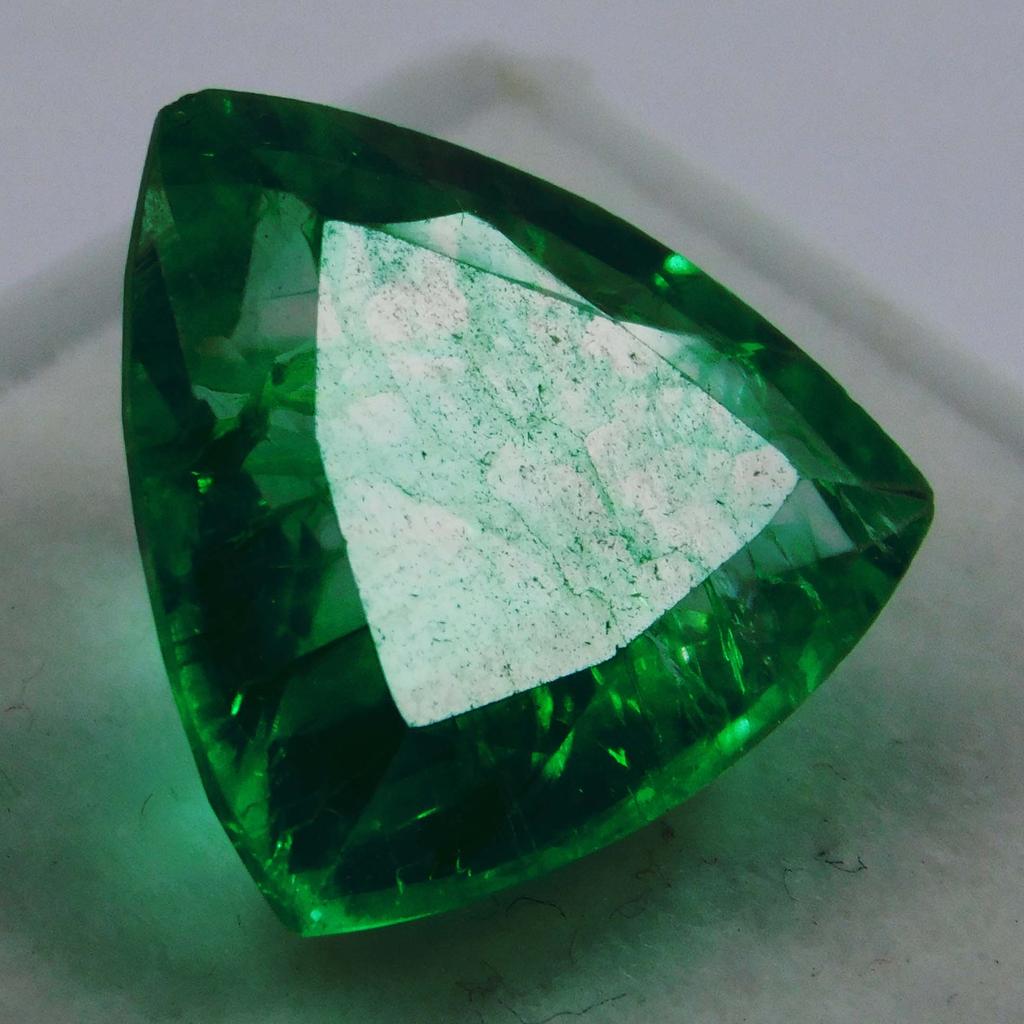 Natural Colombian Emerald Trillion Cut 9.32 Ct Green Loose Gemstone