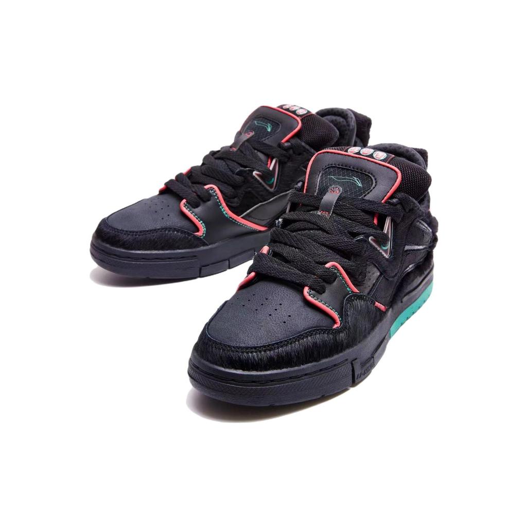 Li Ning Weiw Pro удобные универсальные нескользящие амортизирующие износостойкие низкие кроссовки для скейтбординга мужские черные AECS005-1