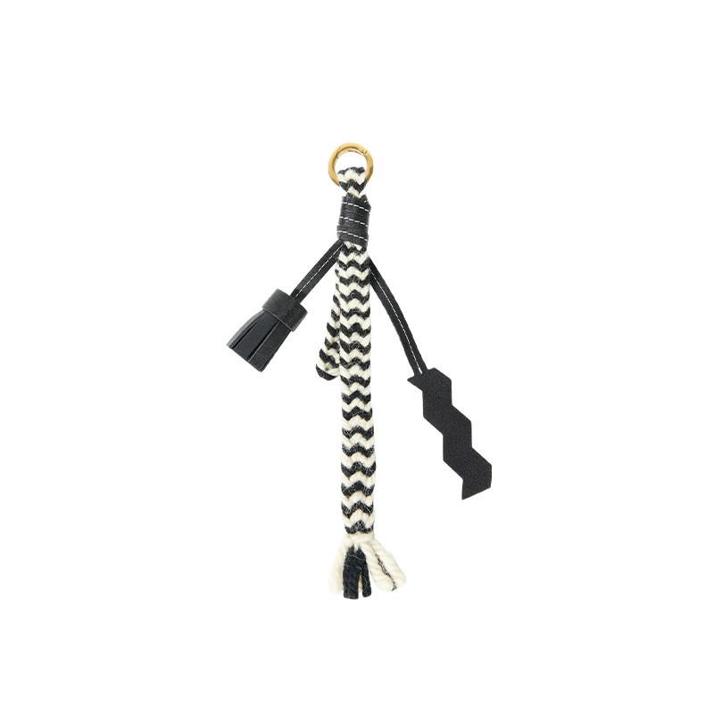 Songmont Tiger Tooth Woven Charm: Designer-Style Versatile Bag Accessory