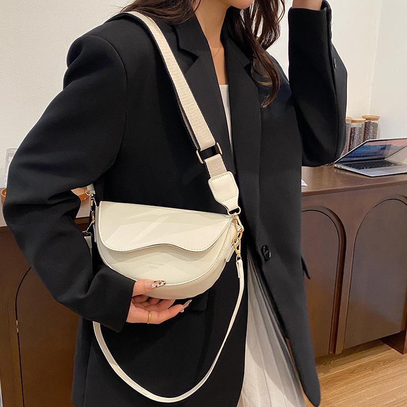 PU Leather Saddle Armpit Bags for Women Shoulder Crossbody Bag Ladies Vintage Underarm Handbags