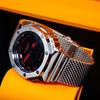Подержанные Абсолютно новые кастомные часы G-SHOCK Поставляются с обычным корпусом GA2100k Нержавеющая сталь серебристый безель и ремешок из сетки-акулы Характеристики тяжелого металла