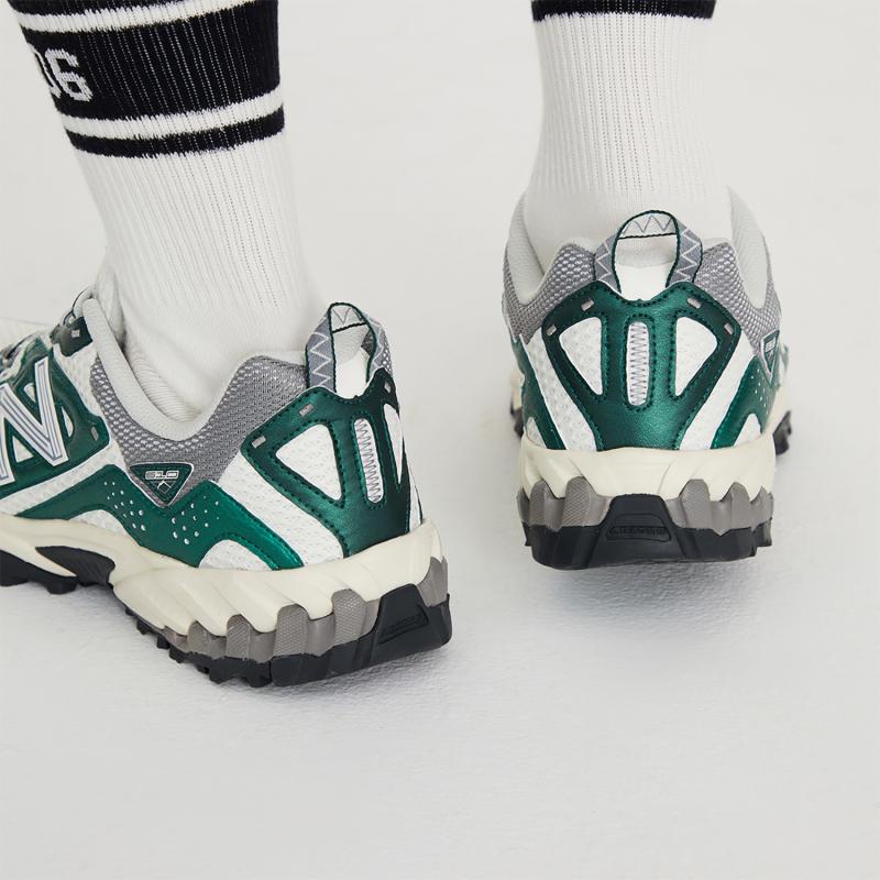 New Balance 610 Кроссовки Nightwatch Green ML610TMB