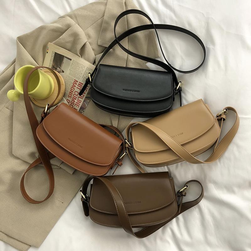 Japanese Retro Small Bag 2025 Spring and Summer New Korean Version Fashionable and Simple Shoulder Underarm Bag Messenger Bag