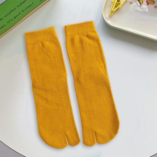 1 пара женских носков, однотонные, с двумя пальцами, мягкие, высокоэластичные, противоскользящие, с защитой лодыжки, впитывающие пот, осенне-зимние носки