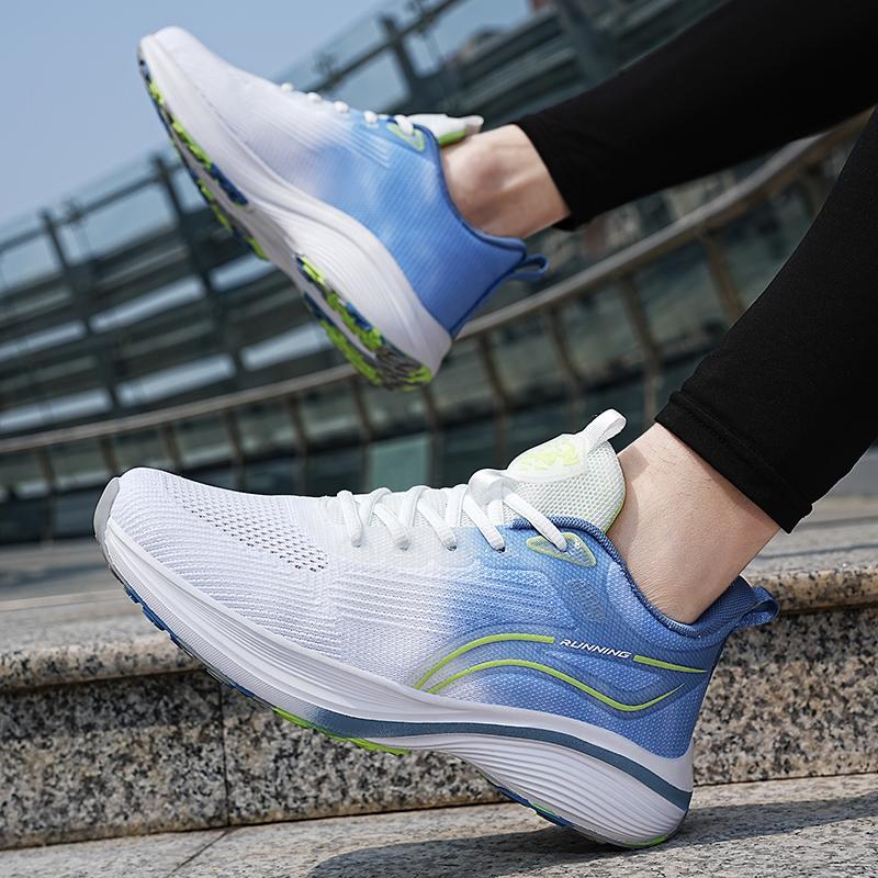 Модные кроссовки для мужчин Летние полноразмерные кроссовки для бега с карбоновой пластиной Легкие уличные нескользящие тренировочные кроссовки Мужские теннисные туфли