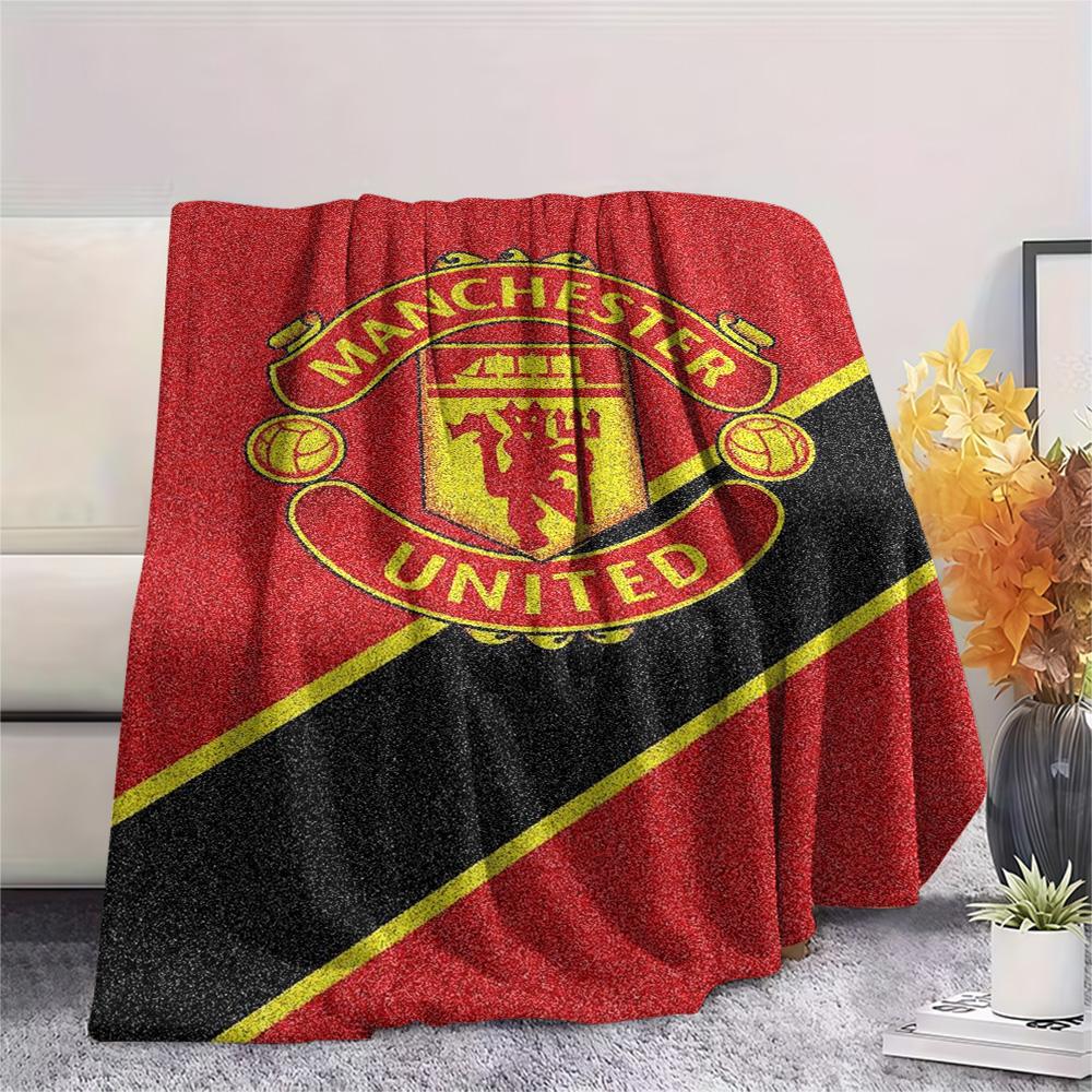 1Pc MANCHESTER UNITED Print Flannel Blanket High Quality Warm Comfortable Cover for All Seasons Perfect for Gifts Home Decor