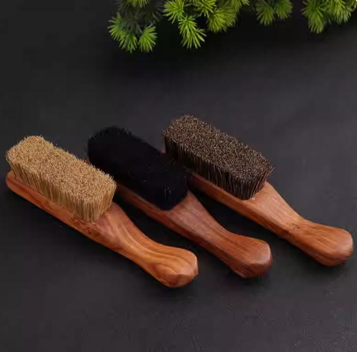Mini Boar Bristle Brush with Purple Sandalwood and Walnuts