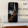 Чехол для мобильного телефона iPhone15ProMax с изображением Эйфелевой башни в Париже окрашен и защищен от падений.