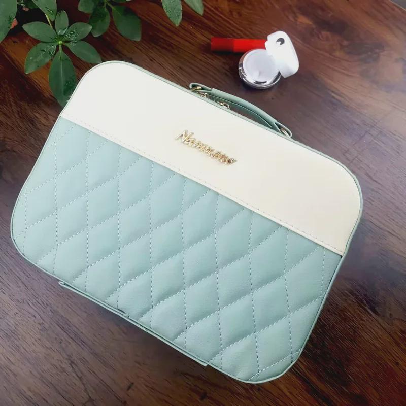 Светодиодная косметичка с большим зеркалом: Новая тенденция 2024 года в хранении косметики в путешествиях