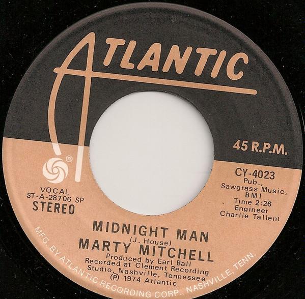 7-дюймовая пластинка МАРТИ МИТЧЕЛЛ - Полуночный человек CY4023 Atlantic 1974 США Поп Б/У