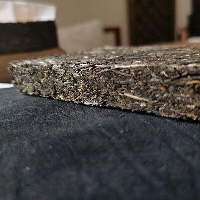 Сырой чай пуэр 2012 года Иу, прессованный чай из древнего дерева Шэн Пуэр, 250 г