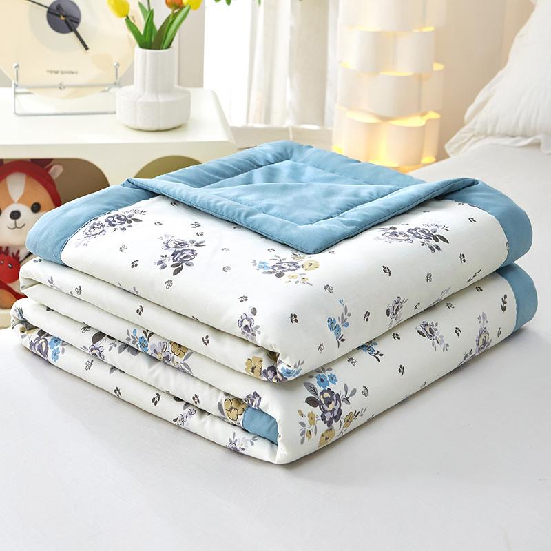 Summer Cool Thin Quilt Machine Washable Soft Skin Friendly Blanket for Adult Bed Comforter Air Conditioning Four-season Quilt