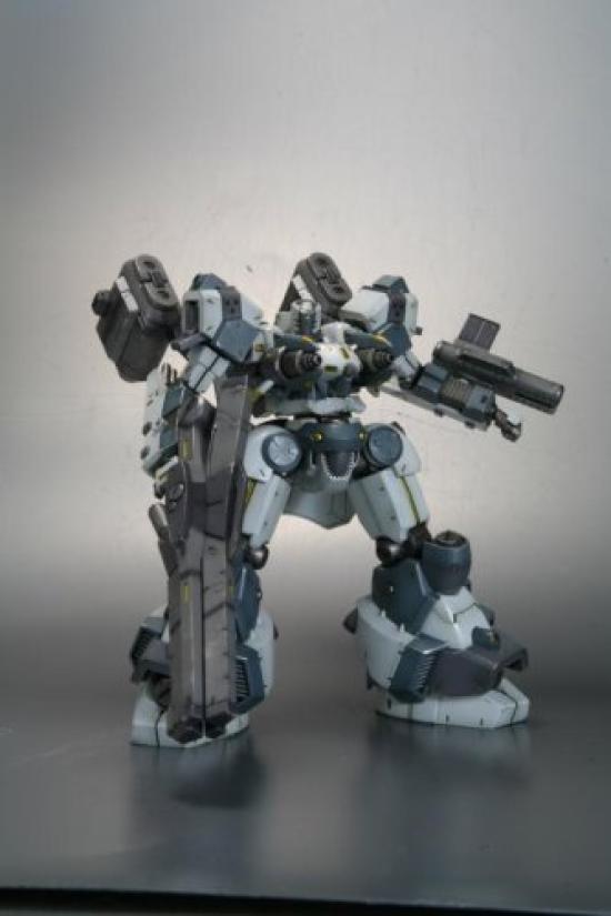 Kotobukiya Armored Core Mirage Fox Eye Масштабная пластиковая модель C04-ATLAS Ver. 1/72
