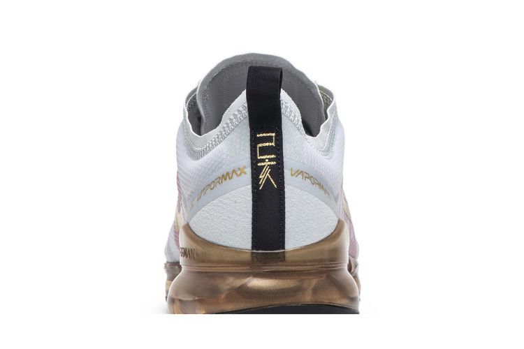 Мужские кроссовки Nike Air VaporMax 2019 Китайский Новый год Чистый платиновый (2019)